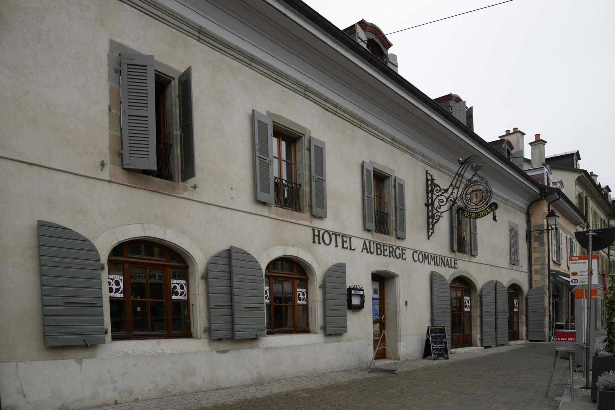 ホテル オーベルジュ コミュナーラ デ カルージュ Carouge エクステリア 写真
